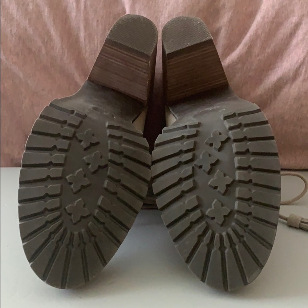 Restricted Booties - Picture 3 of 6